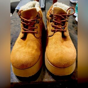 American eagle booties size 8
